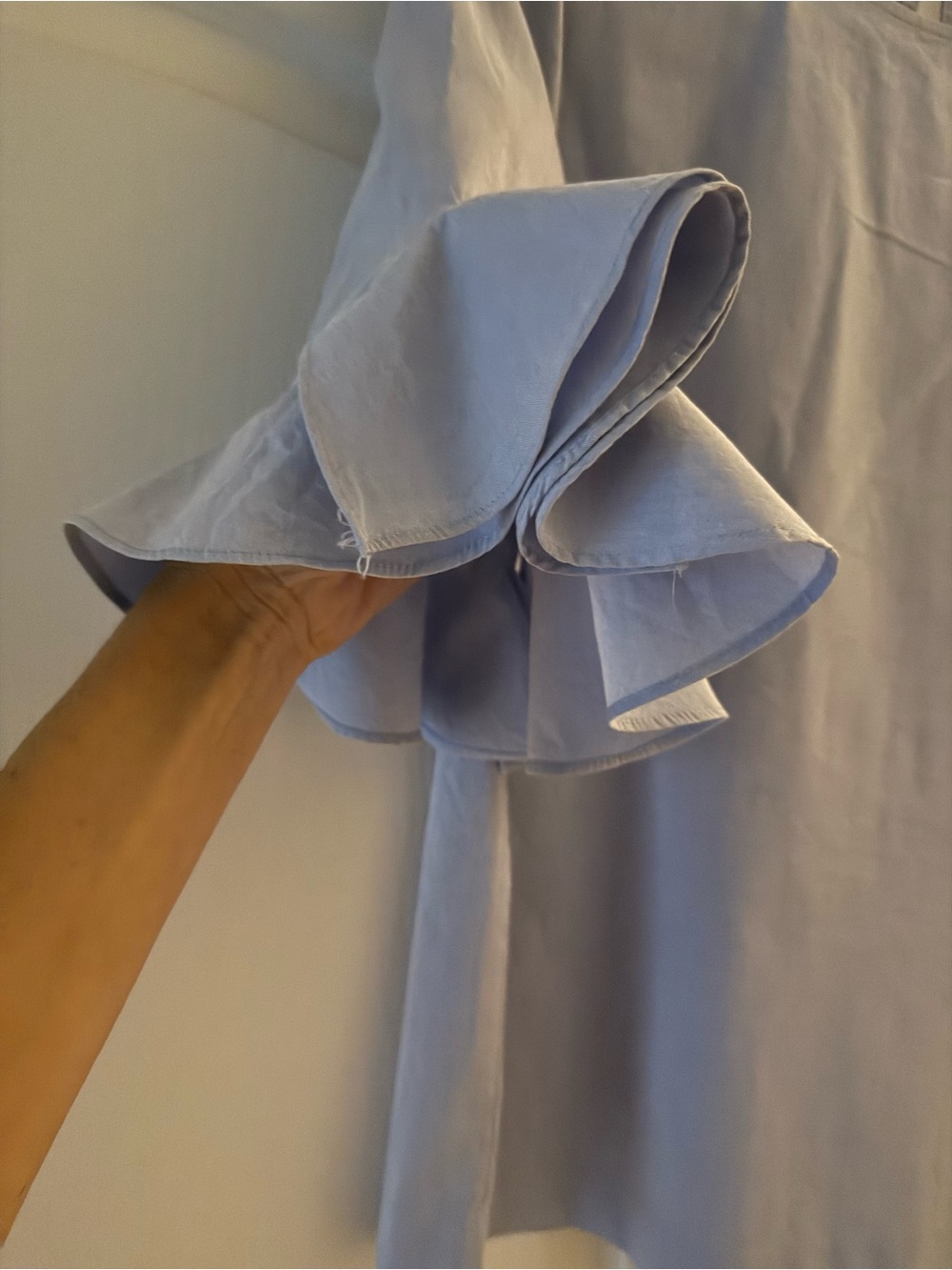NEW Calvin Klein Light Blue Ruffle Sleeve Women's Blouse-Size Small - Picture 5 of 8